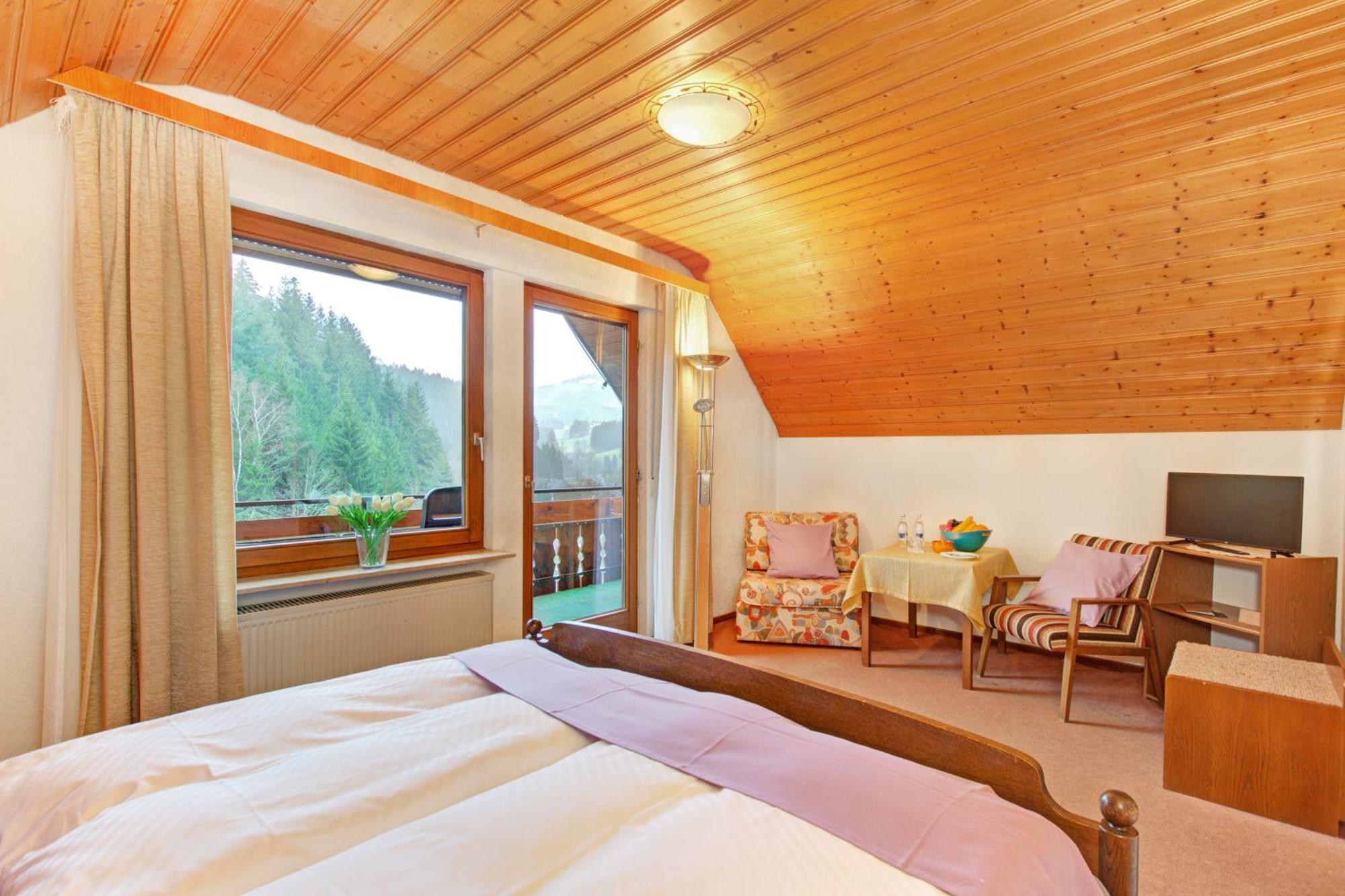 Decker'S Bio Hotel Zum Lamm Baiersbronn Zewnętrze zdjęcie